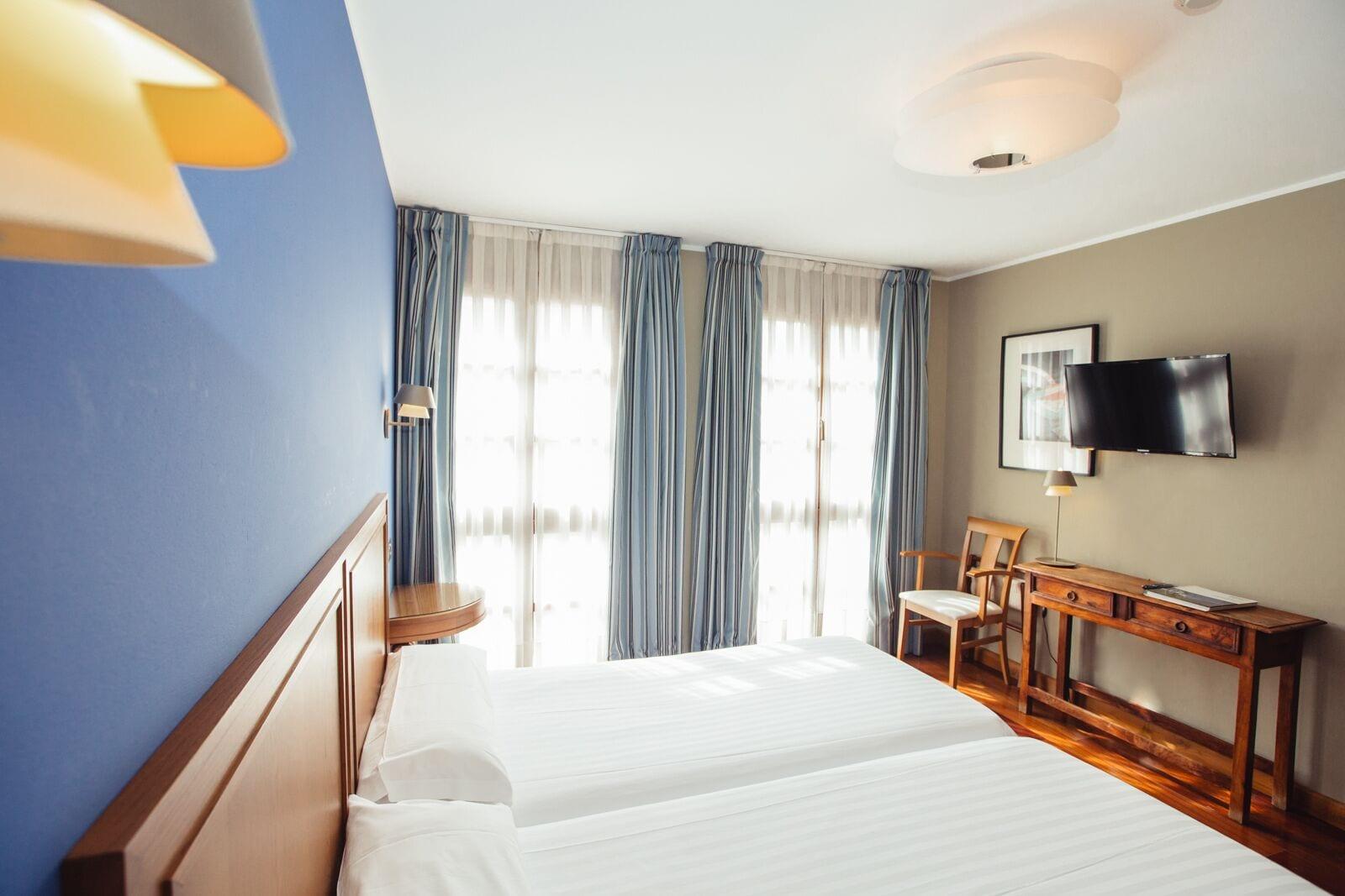 Hotel El Sella กังกัส เด โอนิส ภายนอก รูปภาพ