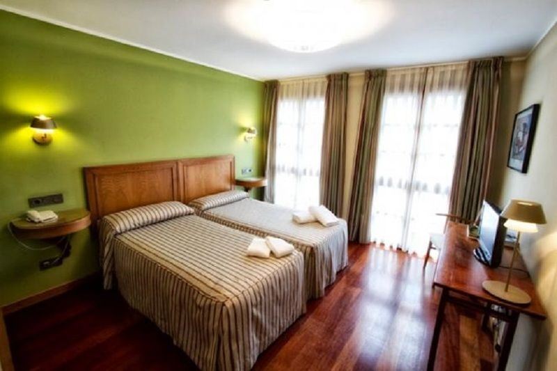 Hotel El Sella กังกัส เด โอนิส ภายนอก รูปภาพ