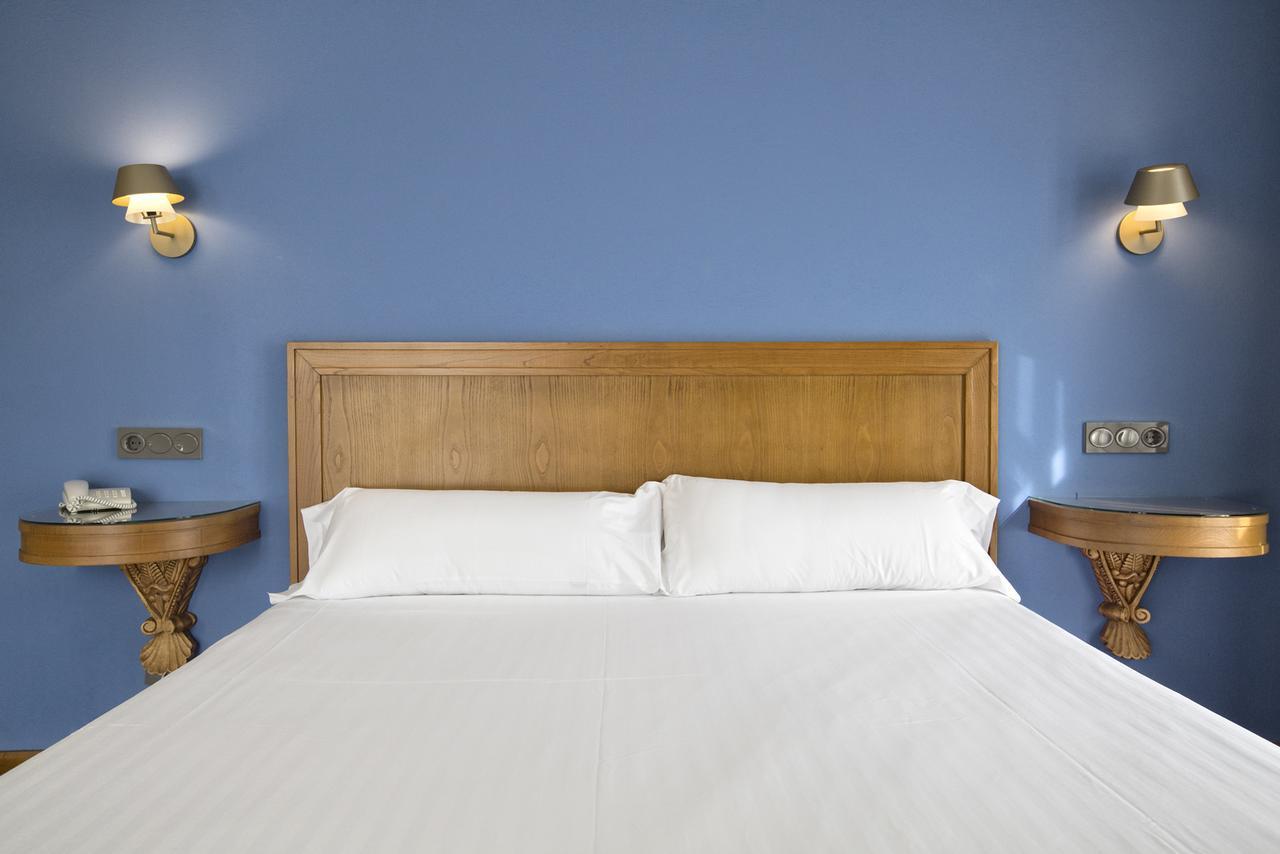Hotel El Sella กังกัส เด โอนิส ภายนอก รูปภาพ